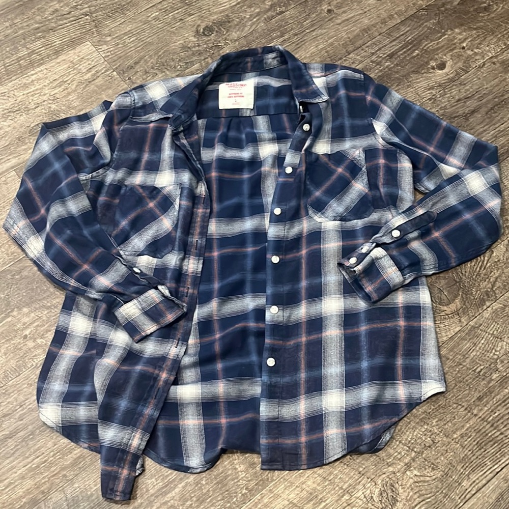 🛍️5 for 25🛍️ AE Flannel